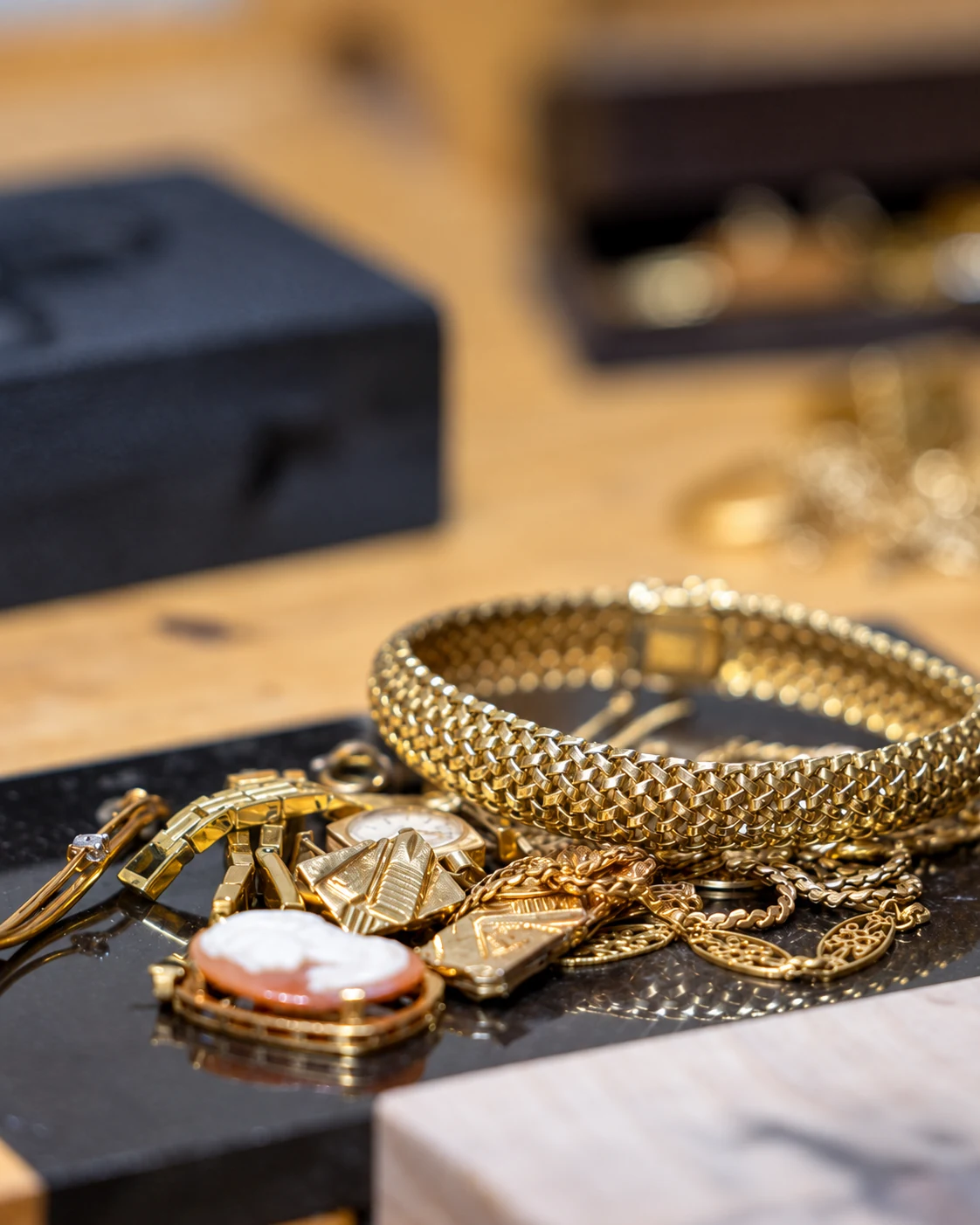 Bijoux anciens et métaux précieux à valoriser